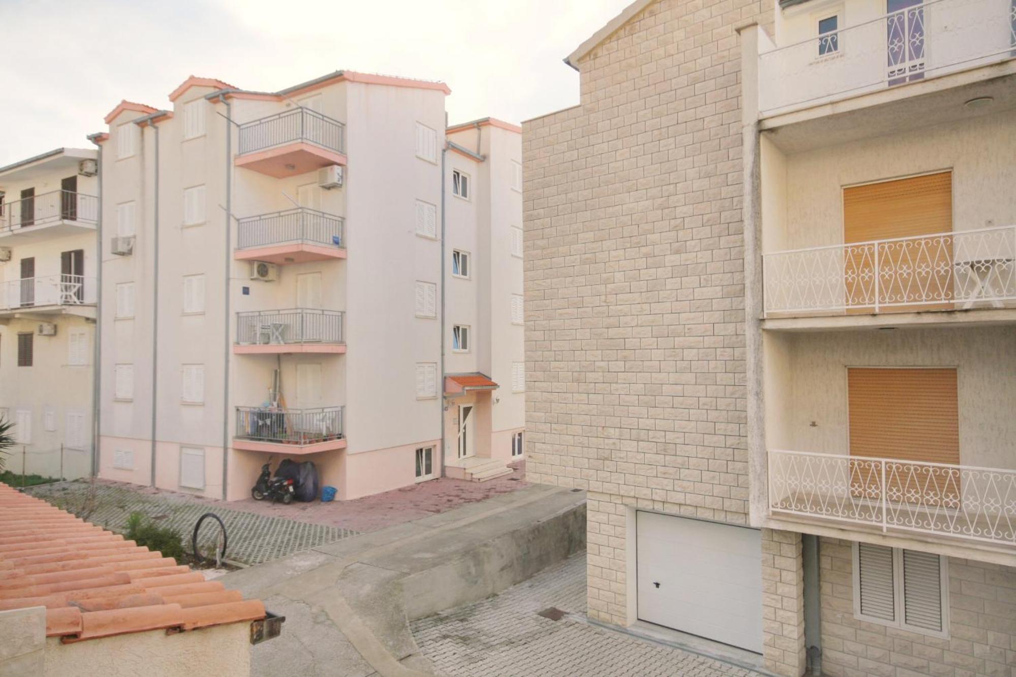 Apartments By The Sea Duce, Omis - 5973 Экстерьер фото