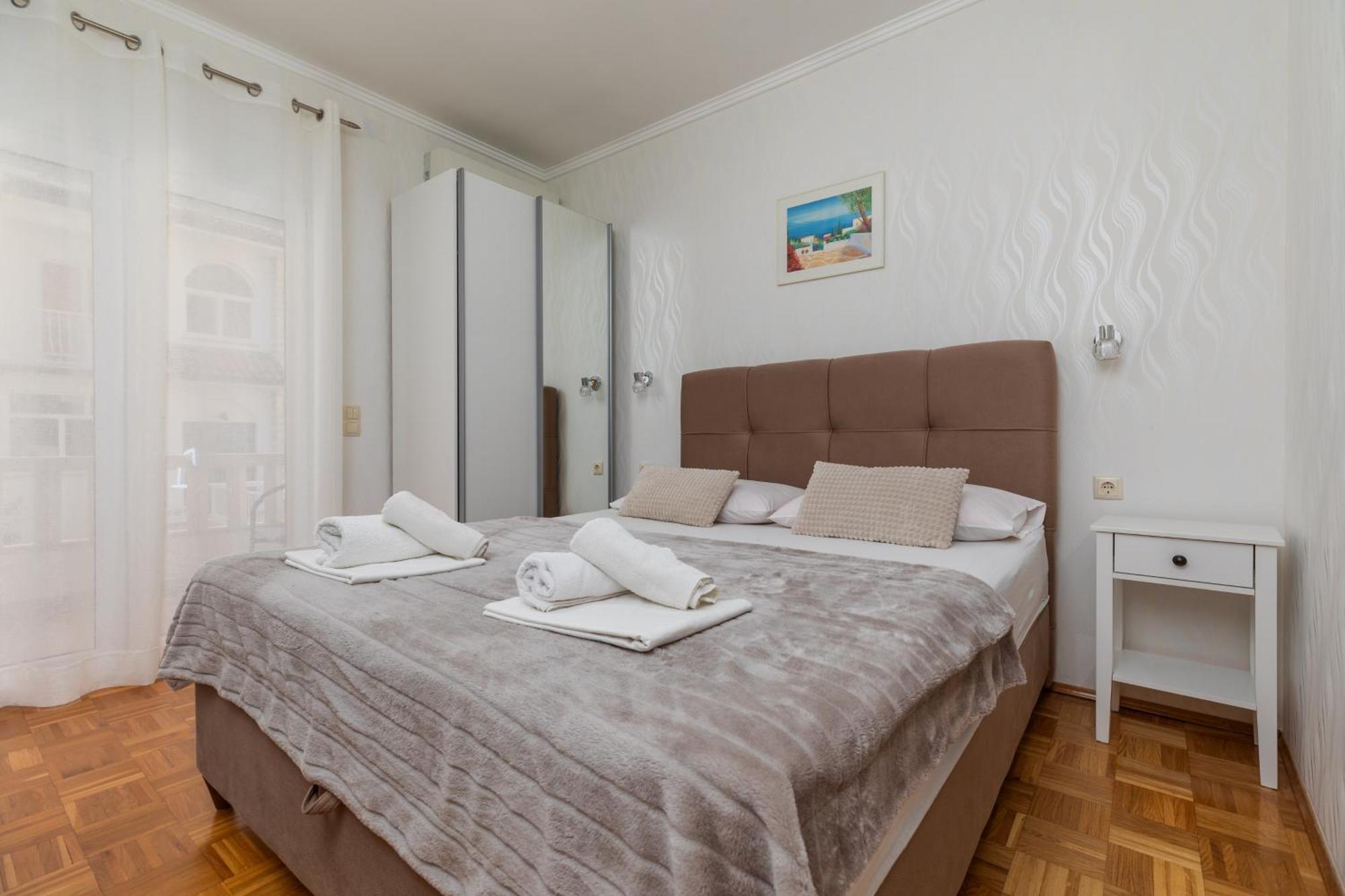 Apartments By The Sea Duce, Omis - 5973 Экстерьер фото