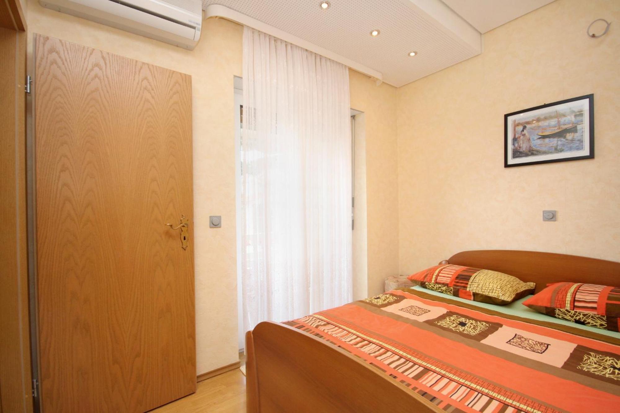 Apartments By The Sea Duce, Omis - 5973 Номер фото